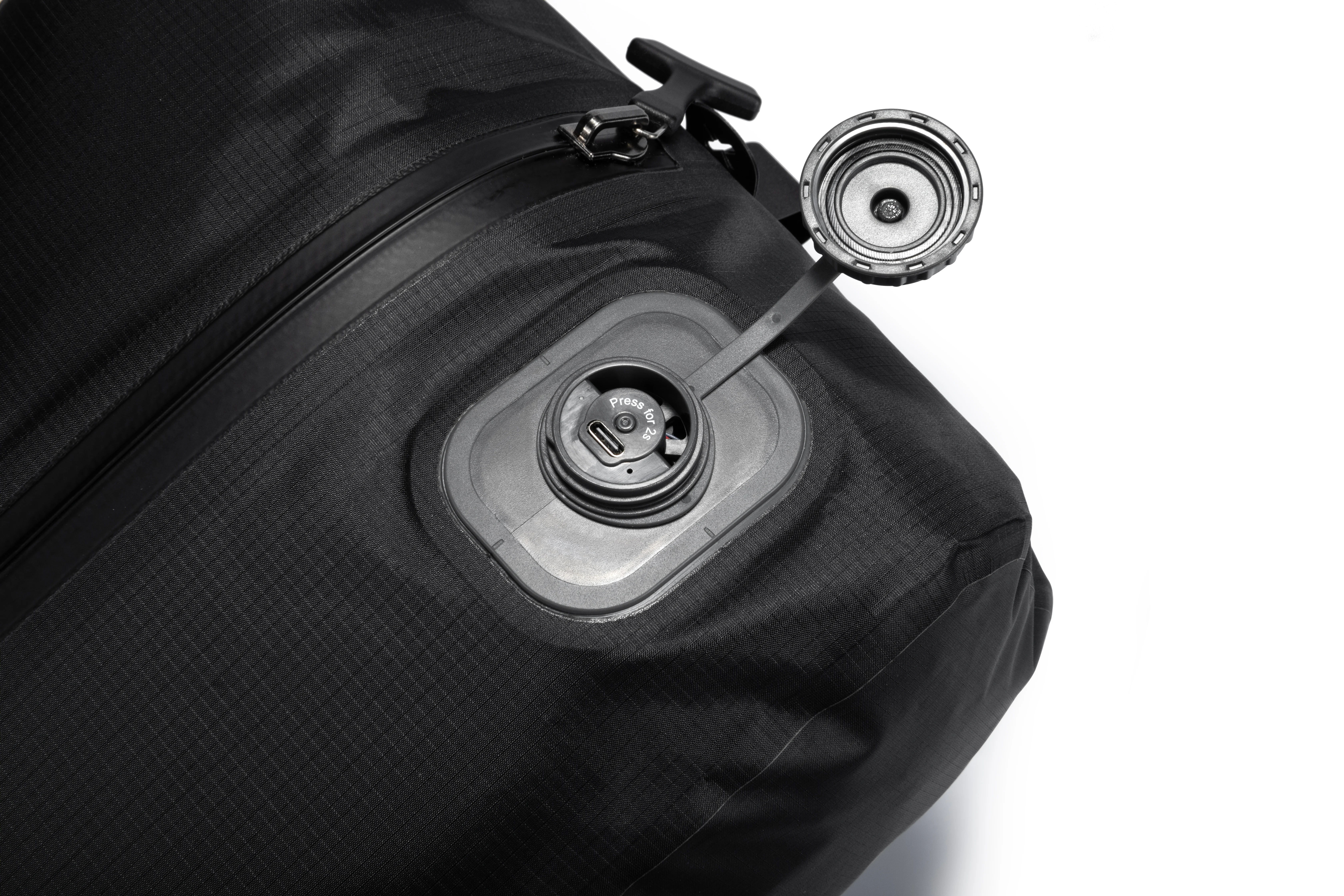 Vacuum storage system